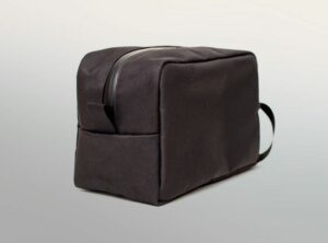 The Toiletry Bag von Abscent Minded